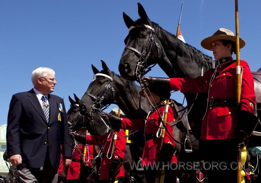 加拿大皇家骑警 (6).jpg