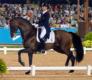 2004雅典奧運盛裝舞步個人賽金牌~荷蘭Van GRUNSVEN Anky