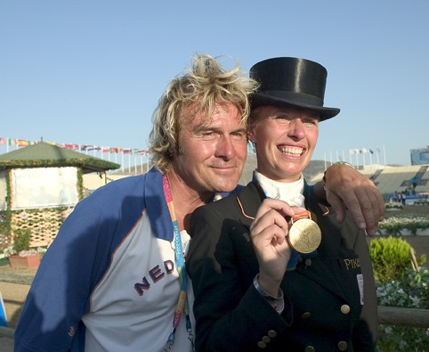 2004雅典奧運盛裝舞步個人賽金牌~荷蘭Van GRUNSVEN Anky