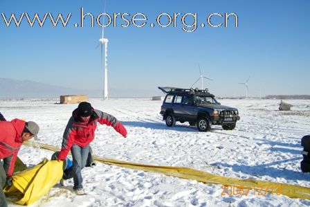 雪地马篮球 - 太好玩了！