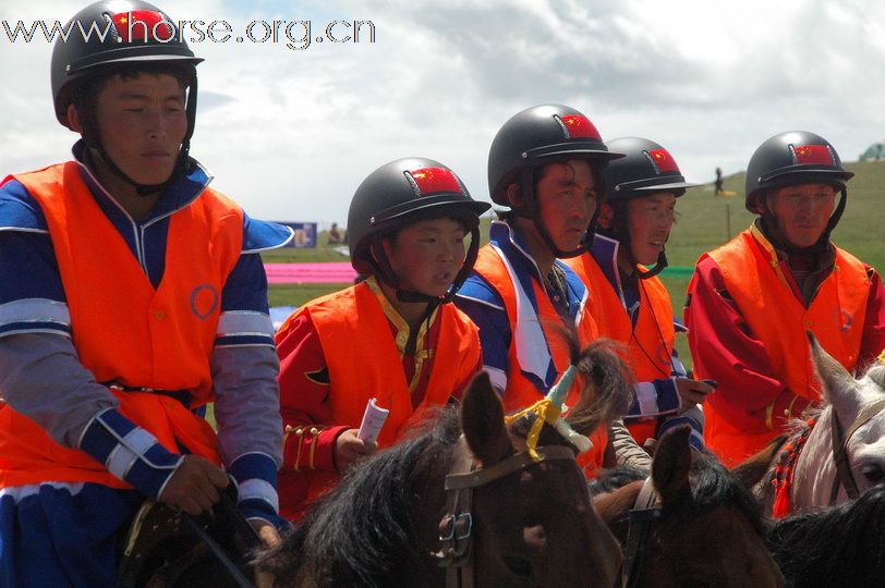 2010巴音布鲁克环天鹅湖耐力赛精彩图片—马背儿童系列