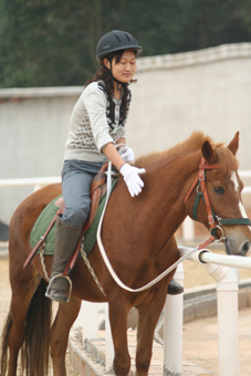 10-28日星沙新江马场骑马活动照片