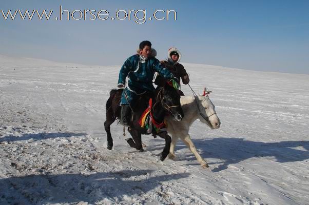 2009西乌旗草原冰雪嘉年华赛马现场亲历