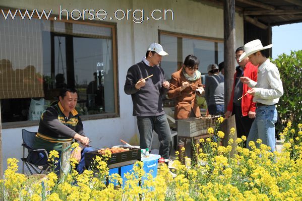 4月7日在上海德圣俱乐部与老友新友相聚