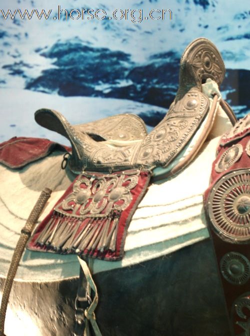 见过这么漂亮的鞍子吗？西南少数民族的国家级文物
