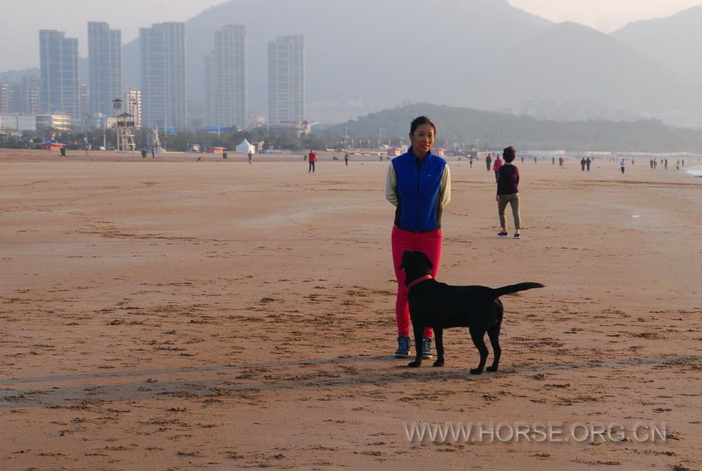 20121010 TsingTao seaside riding (33).jpg